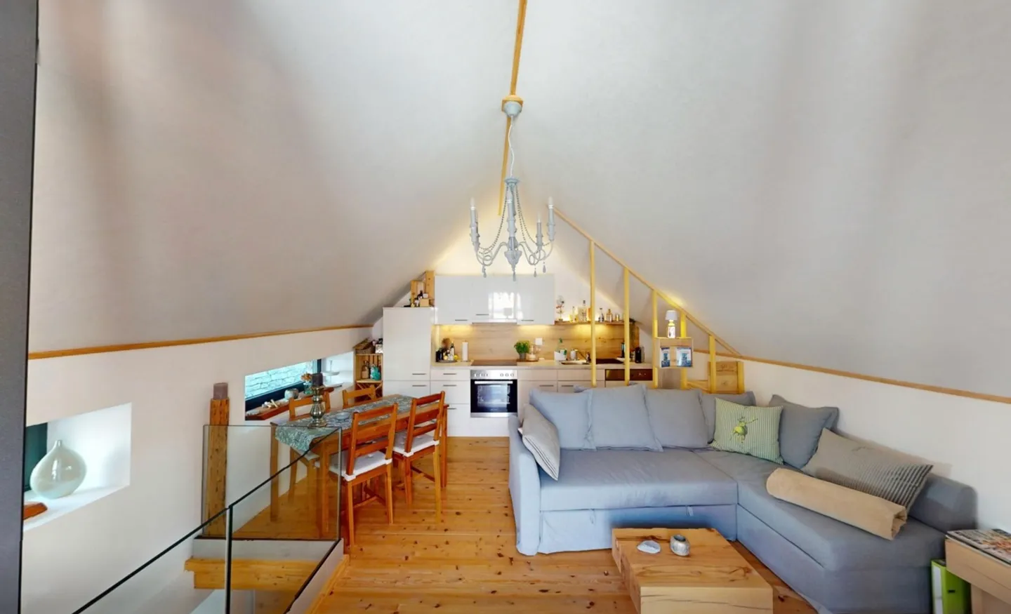 Charming Rustico Retreat in Verdasio - Photo 3 of 14