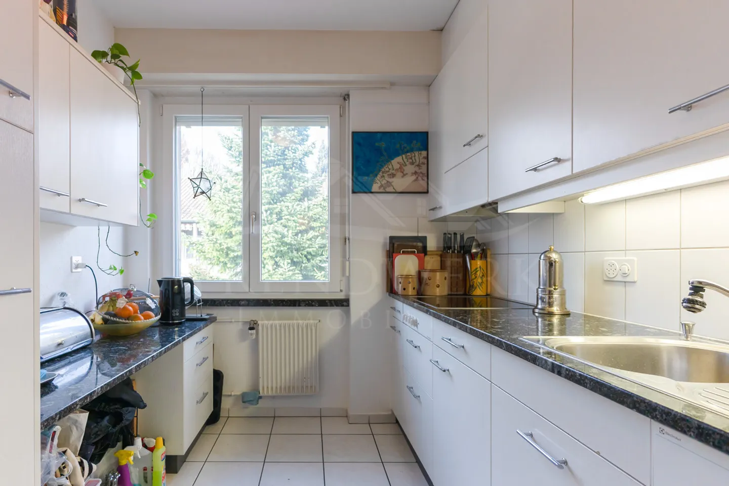 Fully rented multi-family house with 4 apartments in Ittigen - Photo 4 of 16