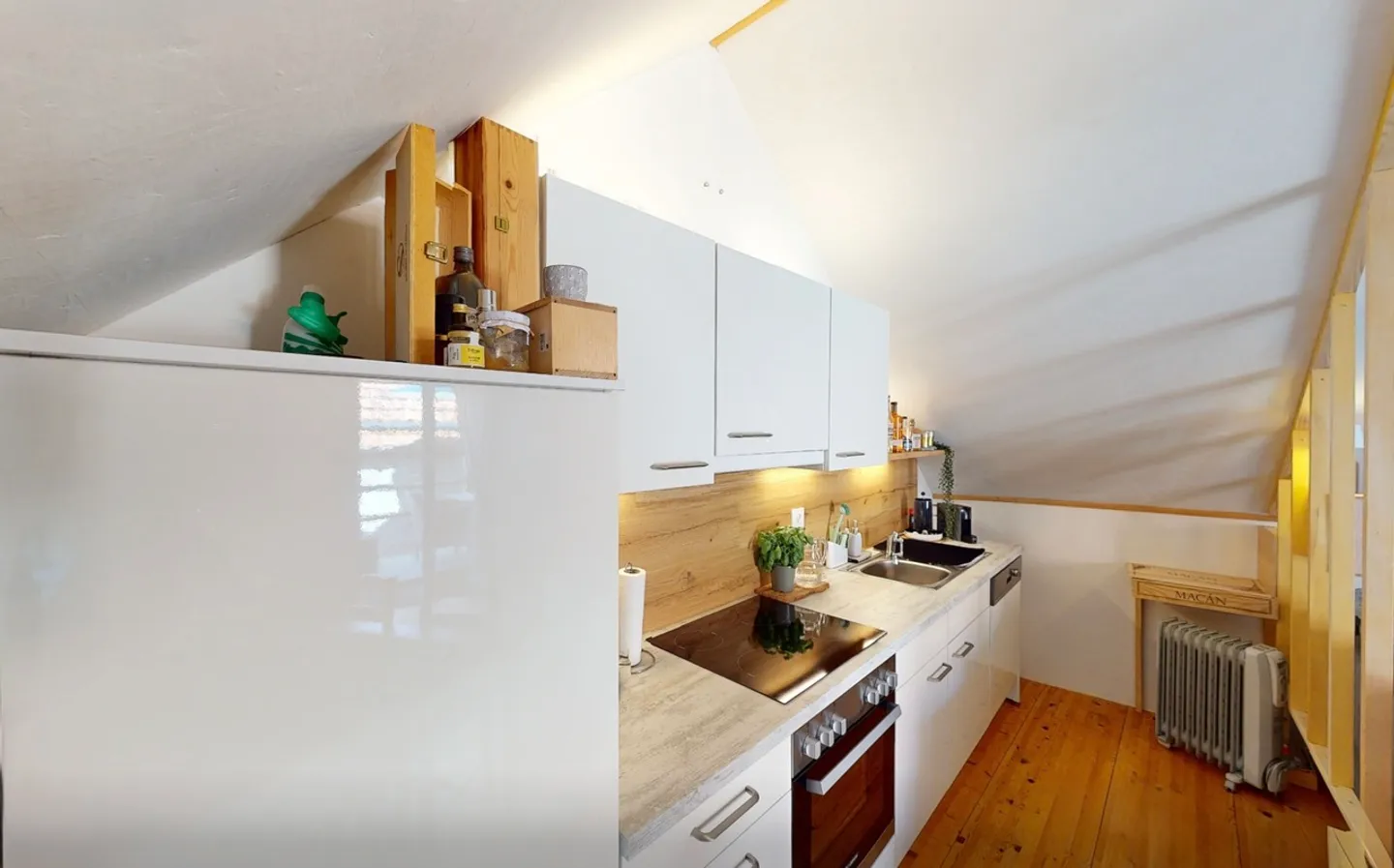 Charming Rustico Retreat in Verdasio - Photo 4 of 14