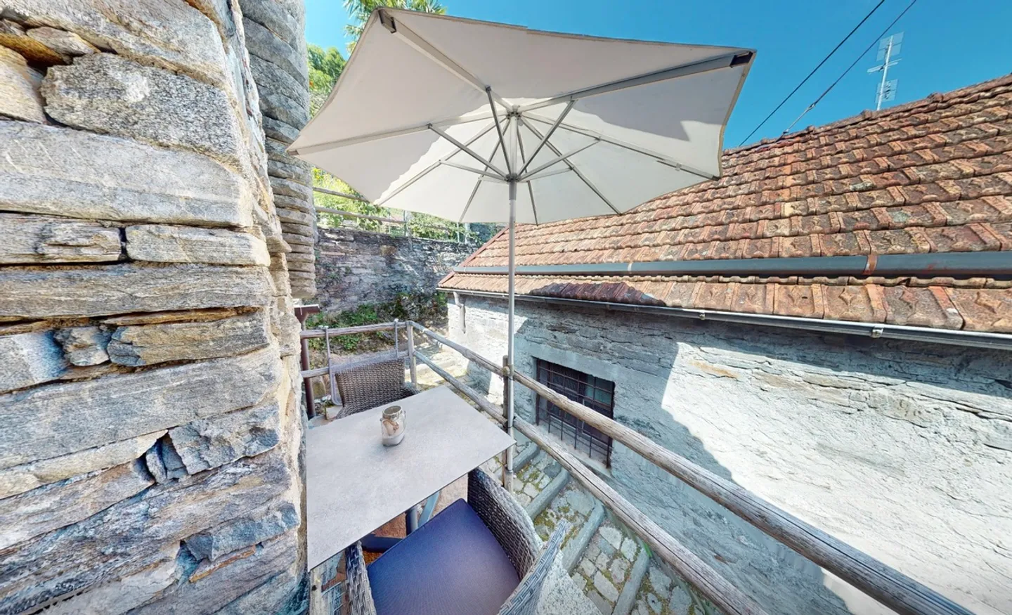 Charming Rustico Retreat in Verdasio - Photo 12 of 14