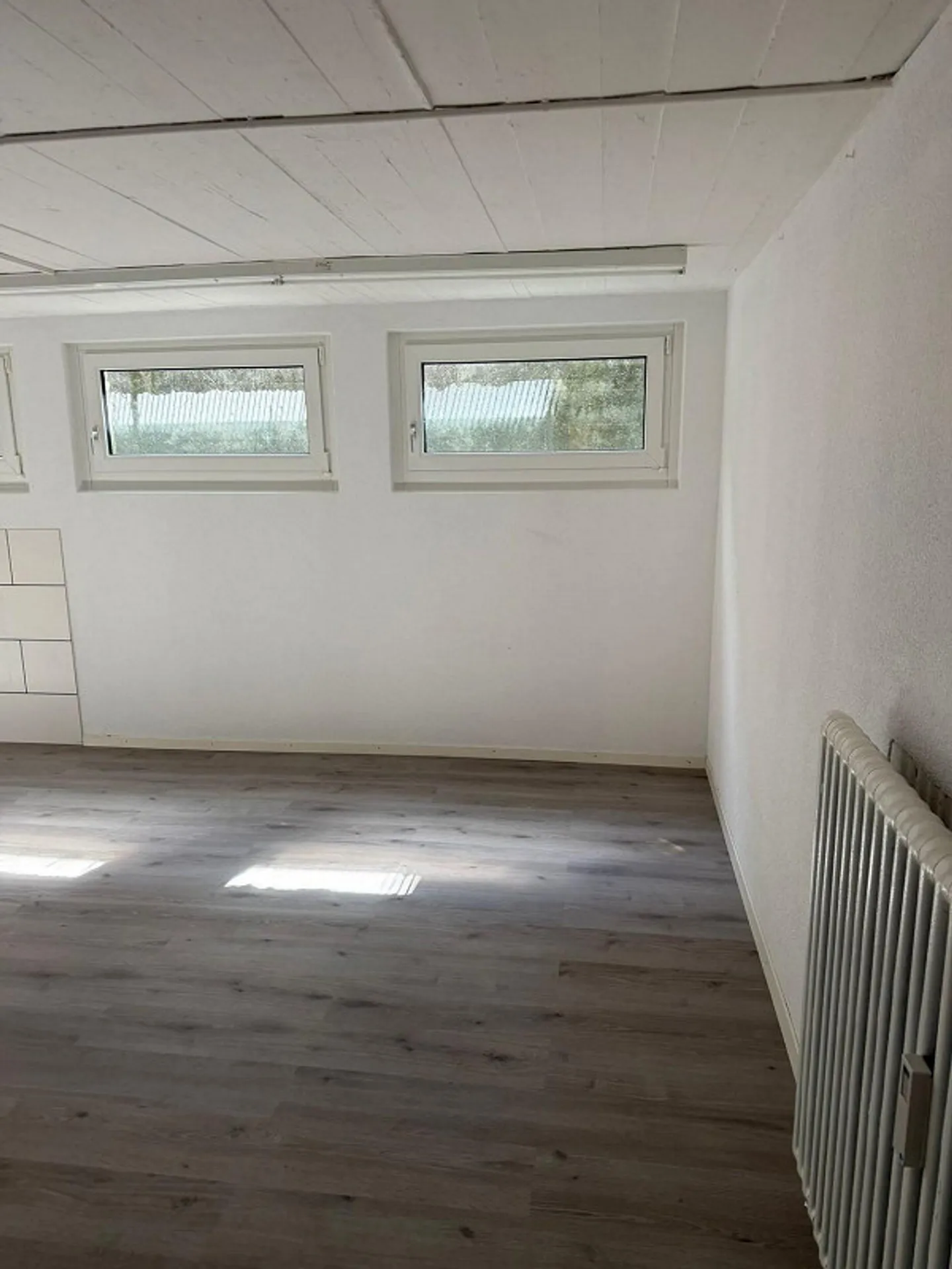 Espace de stockage attrayant dans un emplacement central à Biel à louer - Photo 3 sur 4