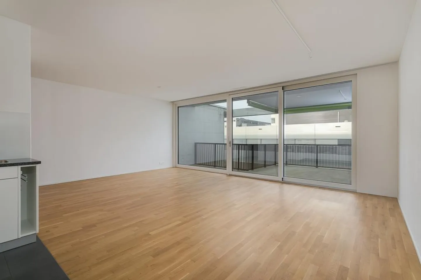 Modern 4.5-room apartment in the center of Zug - Photo 2 of 12