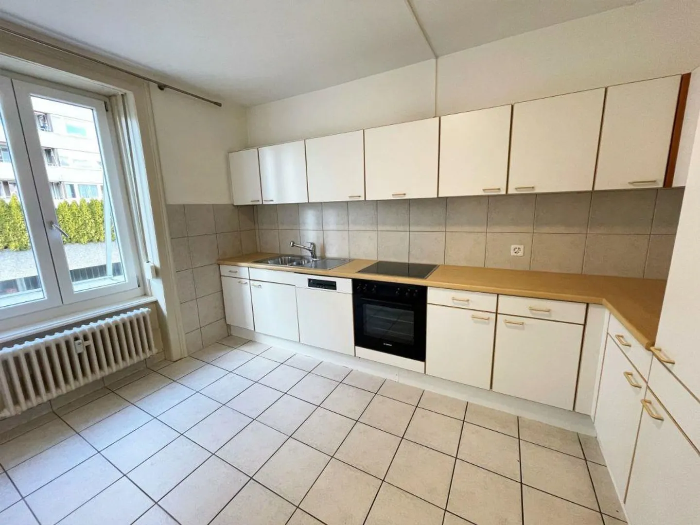 Charmante 4.5-Zimmer Altbauwohnung im Zentrum von Neuhausen - Foto 5 von 13