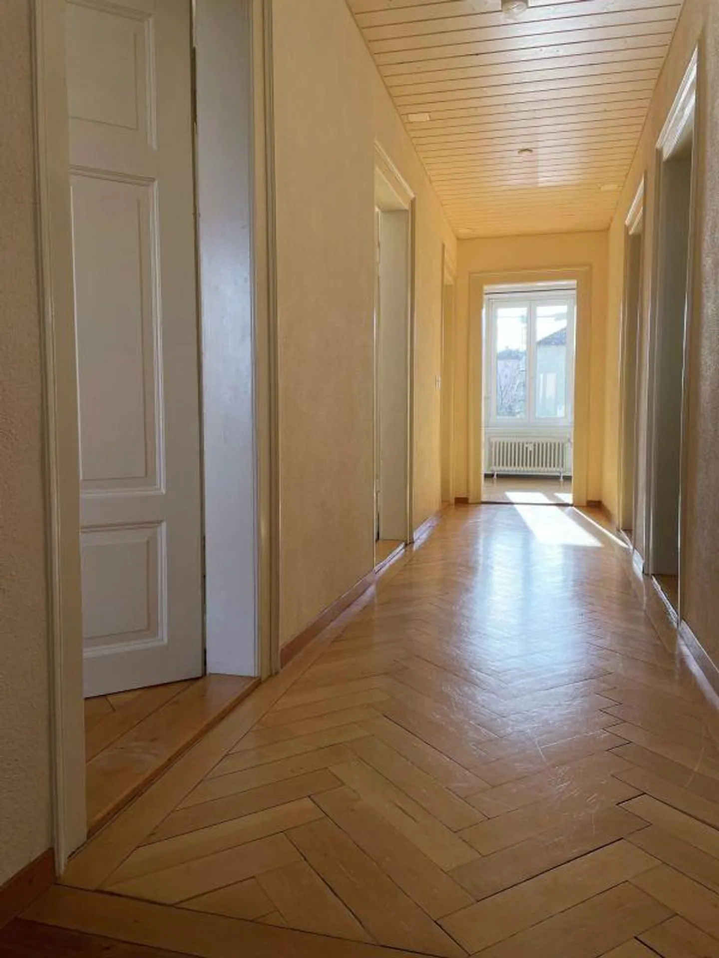 Charmante 4.5-Zimmer Altbauwohnung im Zentrum von Neuhausen - Foto 6 von 13