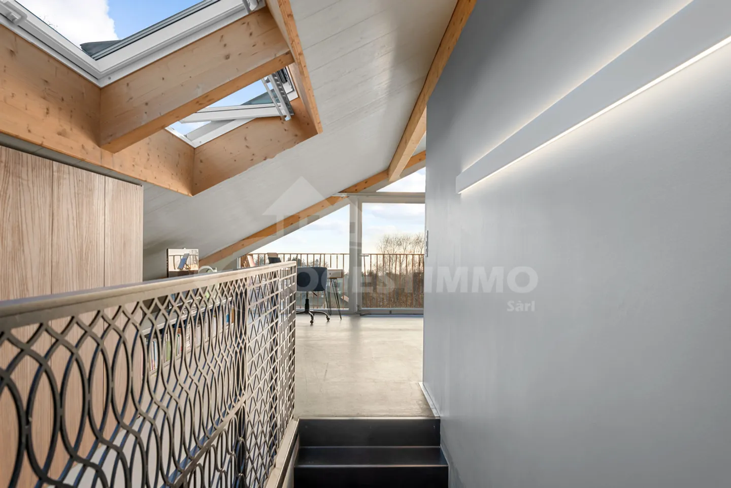 HELLUND MODERN - UNMATCHED VIEW - Photo 9 of 17