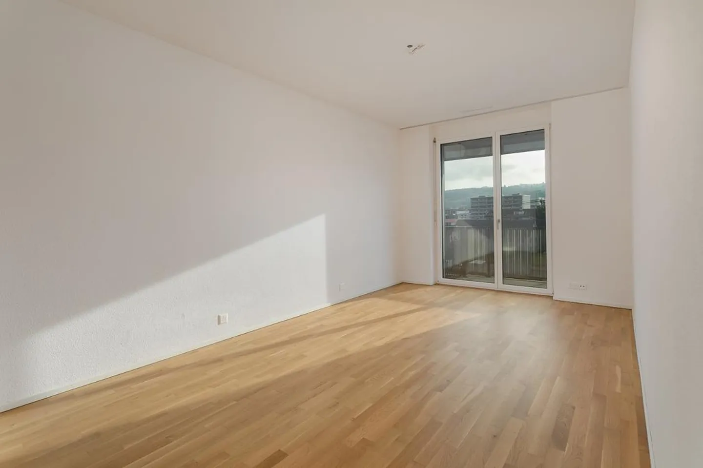 Modern 4.5-room apartment in the center of Zug - Photo 7 of 12