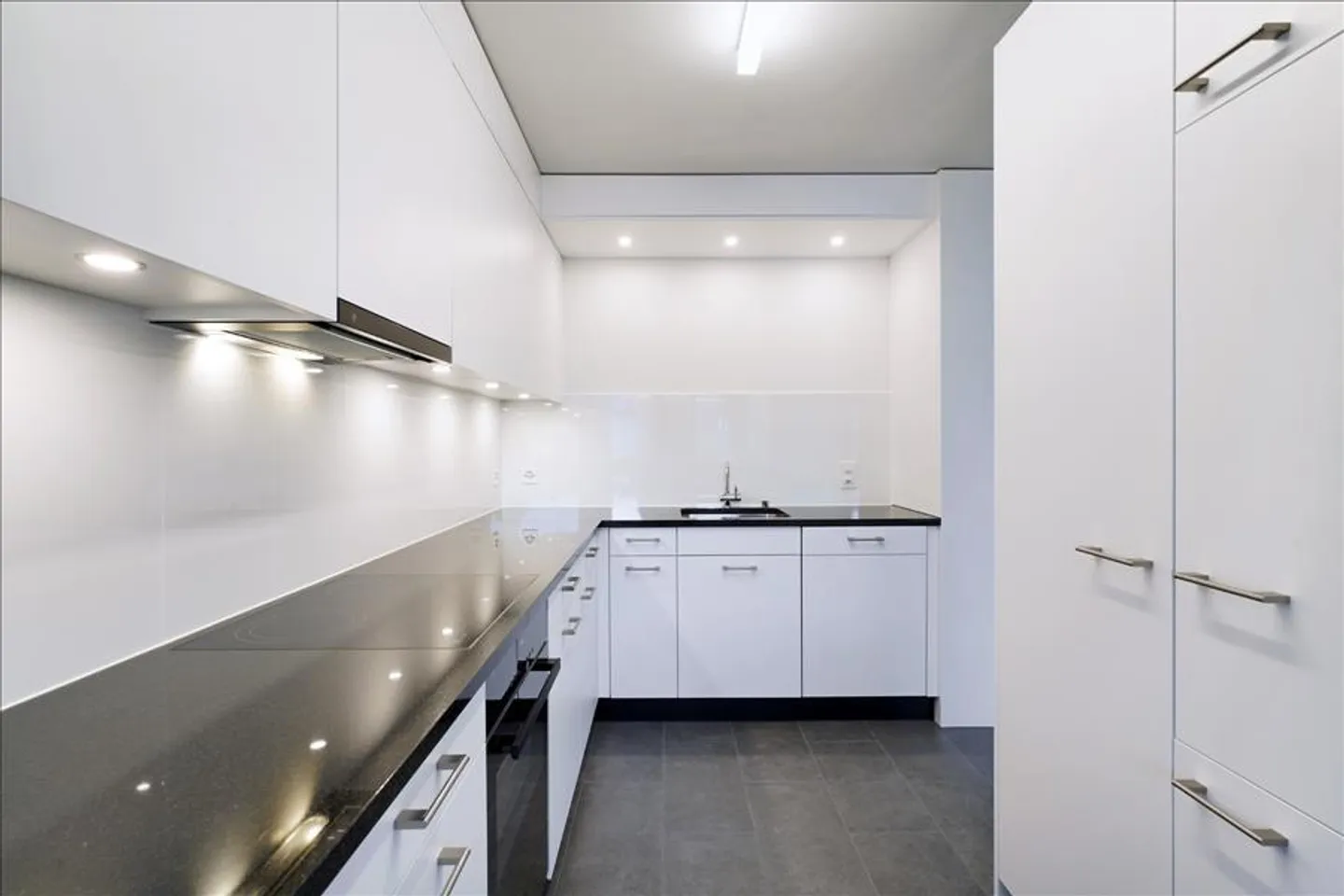 helle , moderne Wohnung im Grünen - Foto 5 von 12