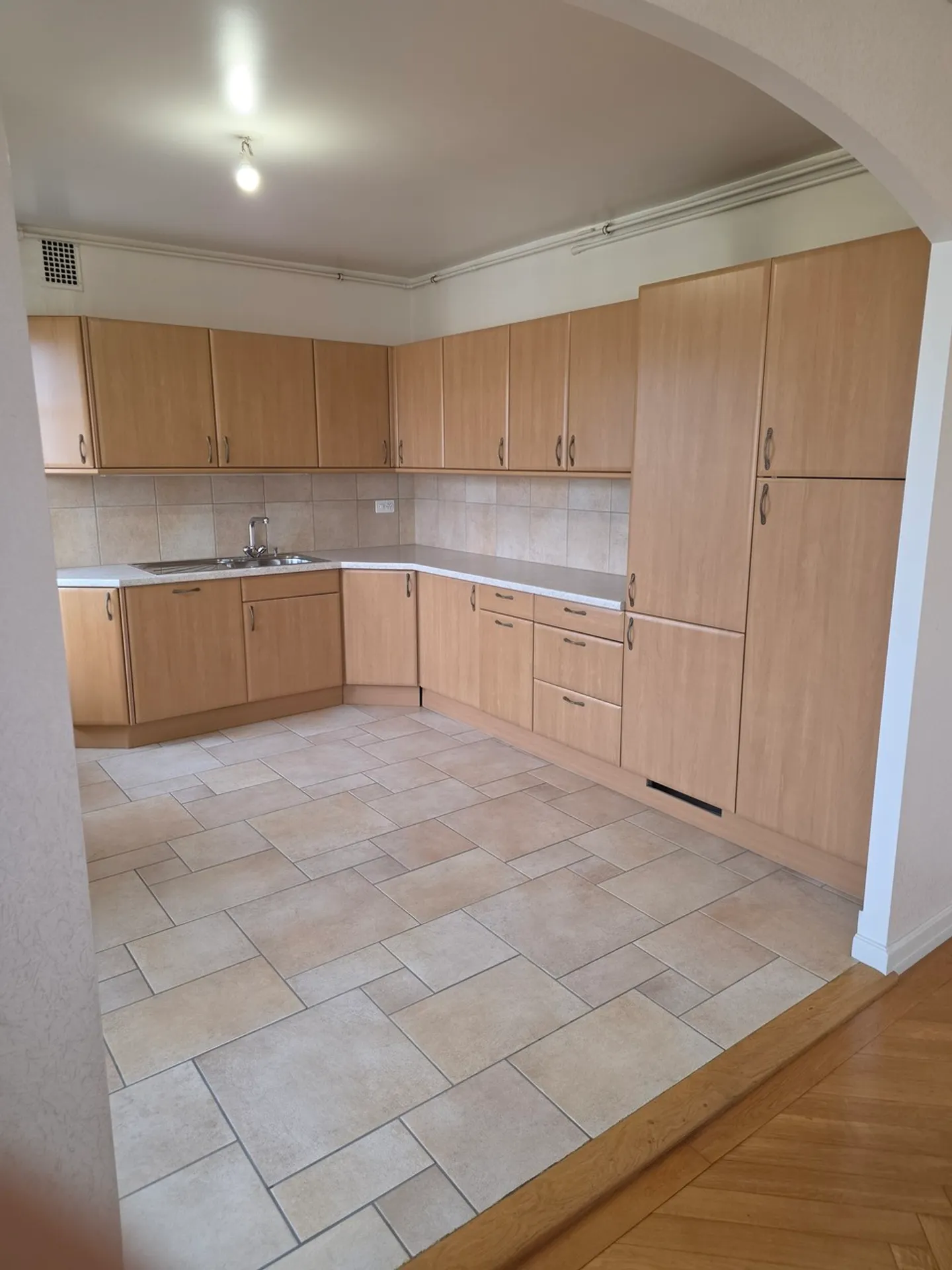 Charmante Wohnung in Servette - Foto 6 von 9
