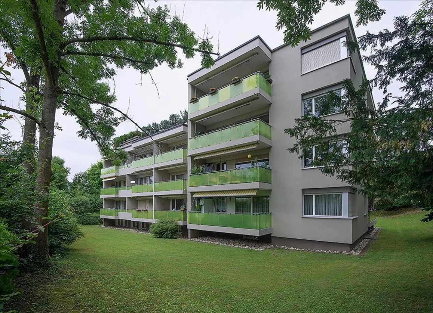 helle , moderne Wohnung im Grünen - Foto 2 von 12
