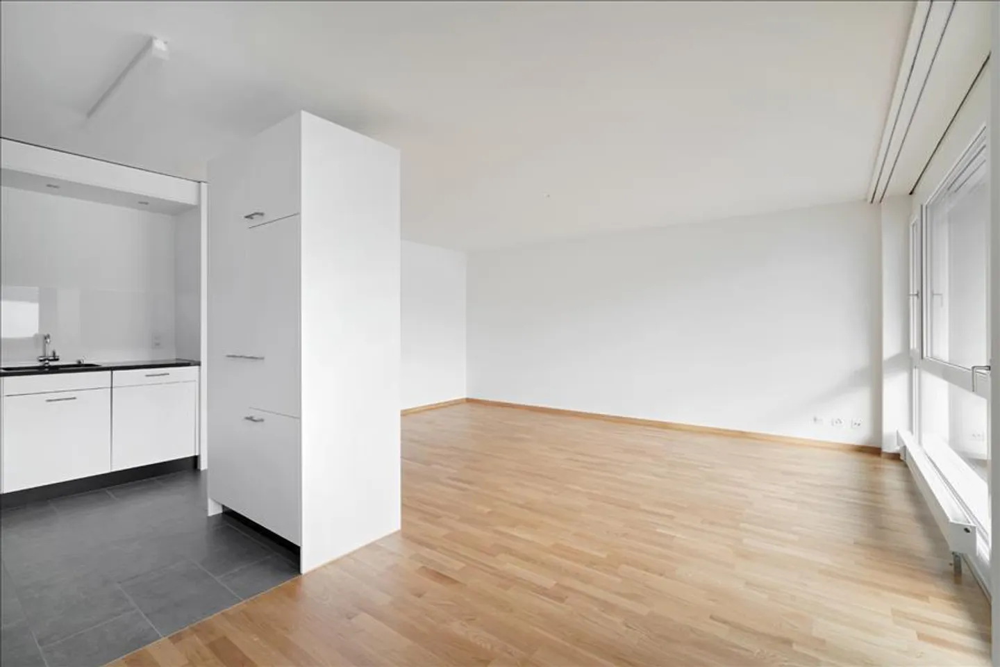 helle , moderne Wohnung im Grünen - Foto 3 von 12