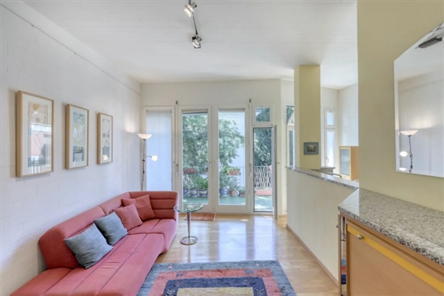 Central, beautiful 3.5-room penthouse apartment with architect flair - Photo 4 of 11