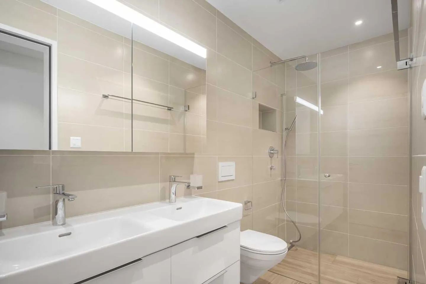 Neubau mit atemberaubender Seesicht - Foto 6 von 8
