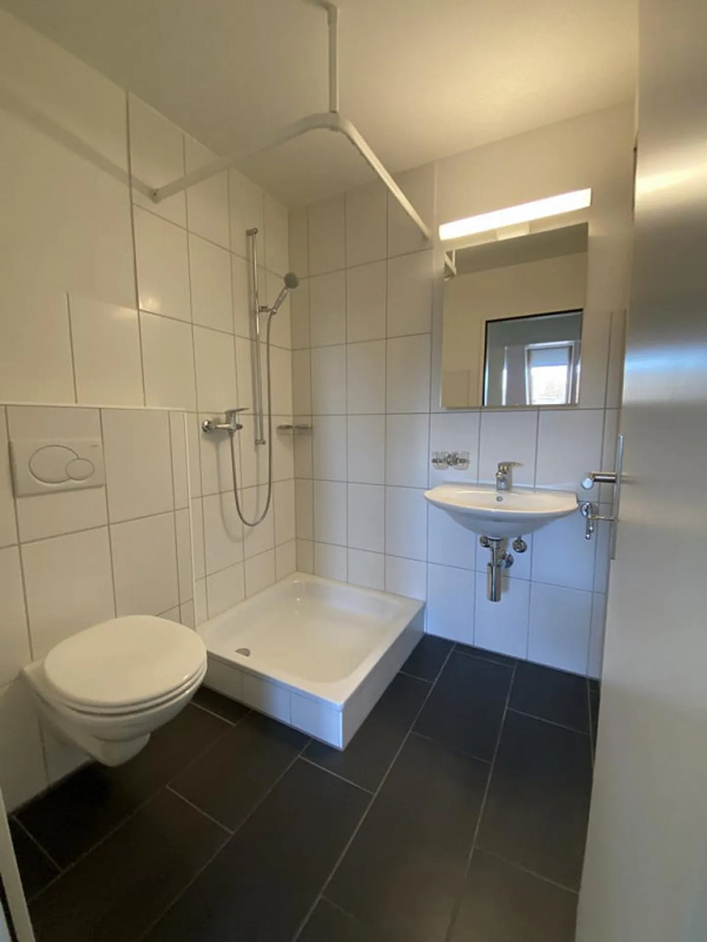 Belle appartement de 3,5 pièces dans un emplacement central à Möhlin - Photo 4 sur 7