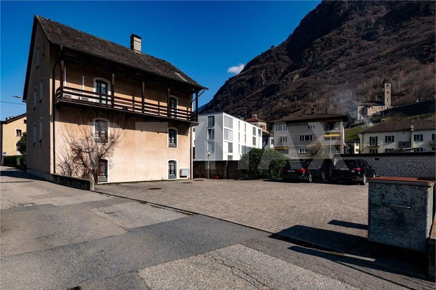 Historisches Objekt mit stabilem Einkommen im Zentrum von Biasca - Foto 8 von 13