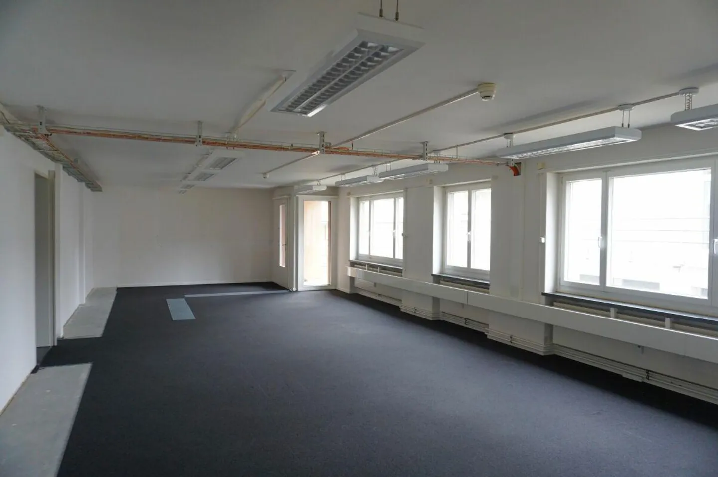 Grosszügige Bürofläche bei der Messe Basel - Foto 1 von 9