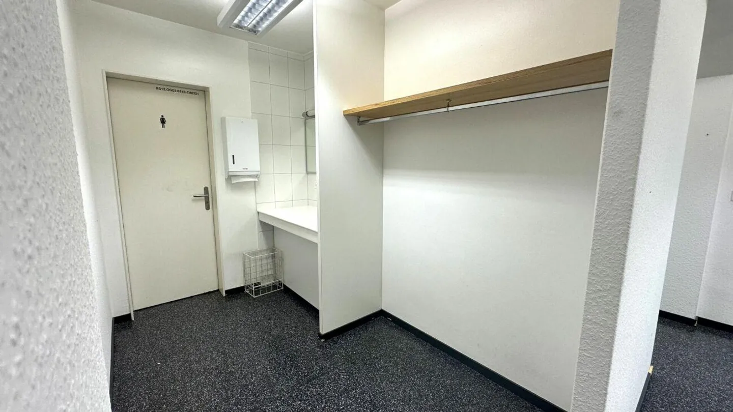 Grosszügige Bürofläche bei der Messe Basel - Foto 9 von 9