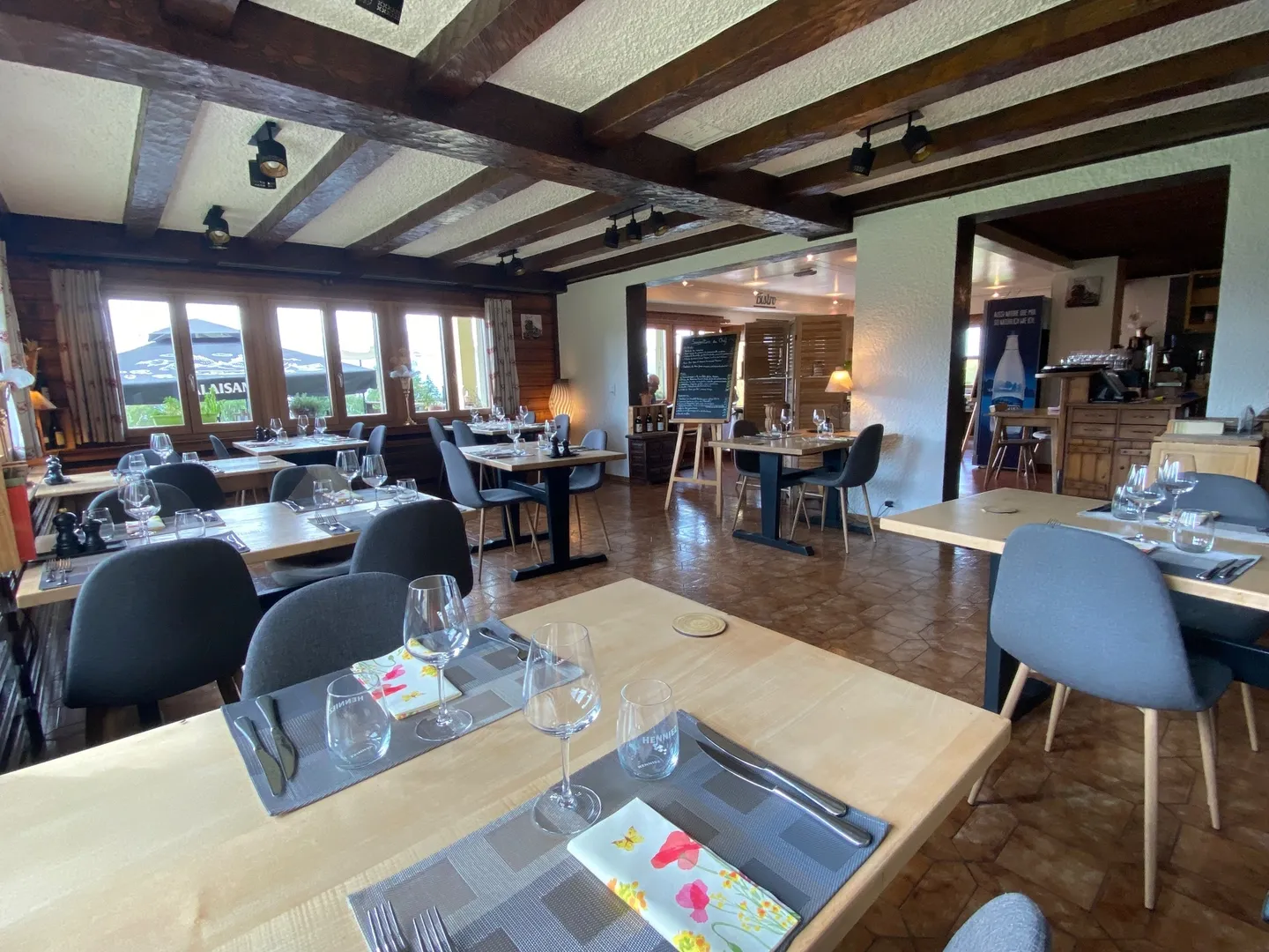 Hotel for sale - Photo 9 of 11