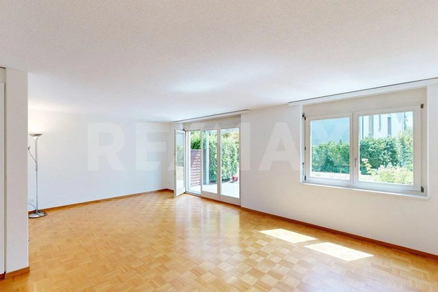 Ruhig wohnen, die Stadt vor der Haustür: 3.5-Zimmer-Gartenwohnung i... - Photo 2 sur 13