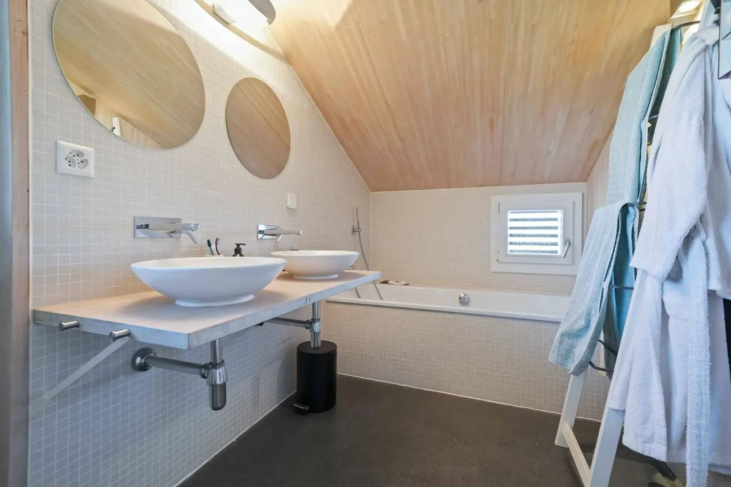 Villa 5.5 rooms - Photo 11 of 12