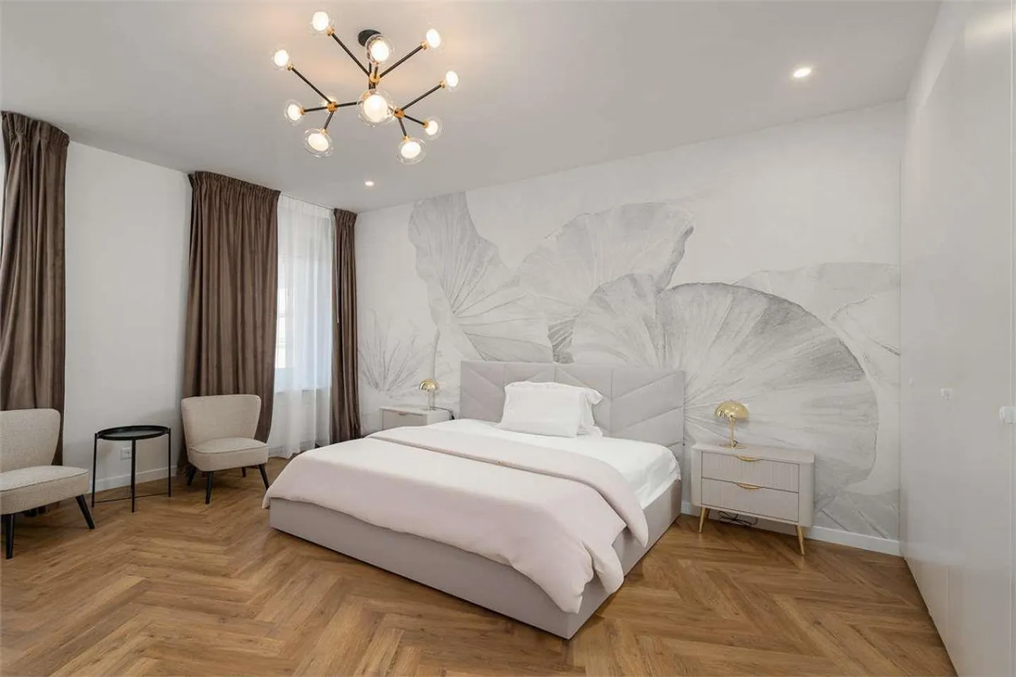 APPARTEMENT ÉLÉGANT MEUBLÉ AU CENTRE DE LUGANO - Photo 7 sur 9