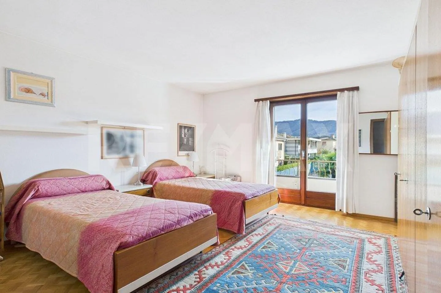 Großes 7,5-Zimmer-Haus in Coldrerio - erweiterbar in der Zone R3 - Foto 9 von 13