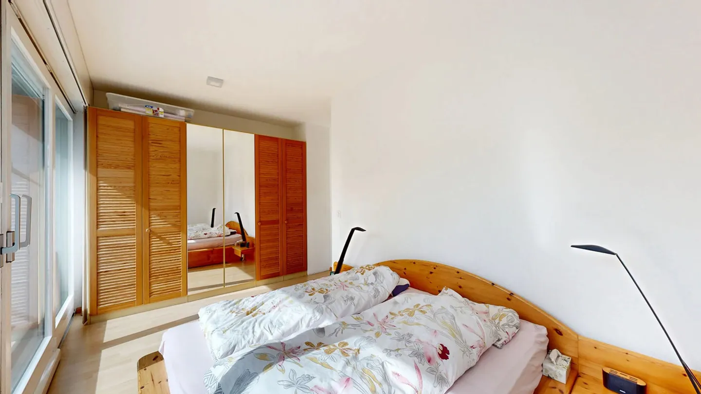 Maison de ville lumineuse de 6,5 pièces avec deux places de parking - Photo 11 sur 23