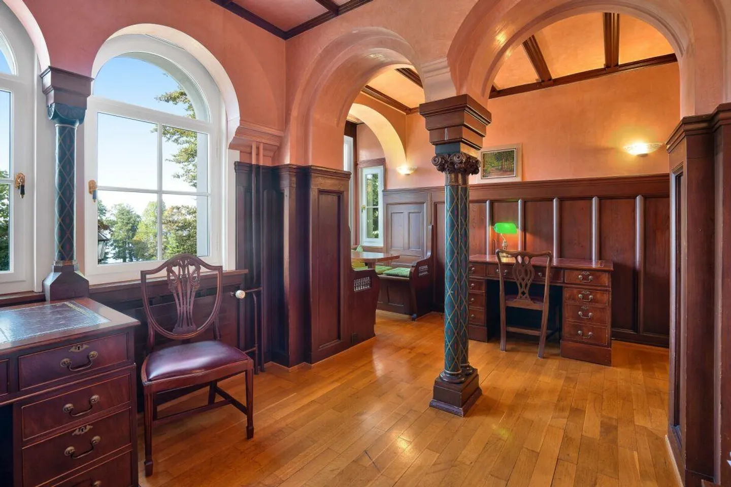 Manor Villa with 2,008 m2 Park-like Property - Photo 8 of 18