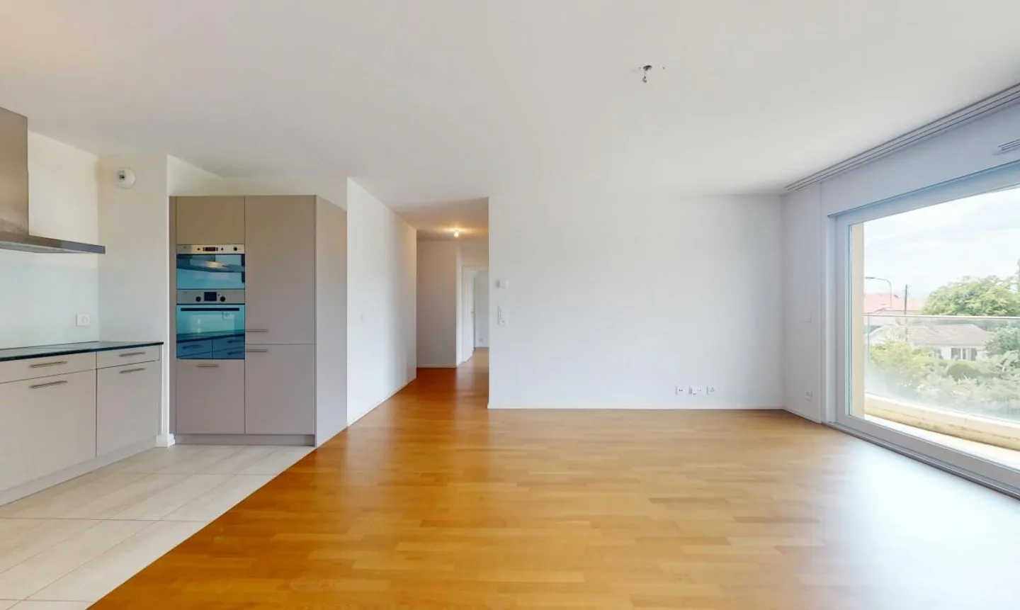 3.5 rooms with large balcony and two bathrooms in St-Sulpice - Photo 7 of 13