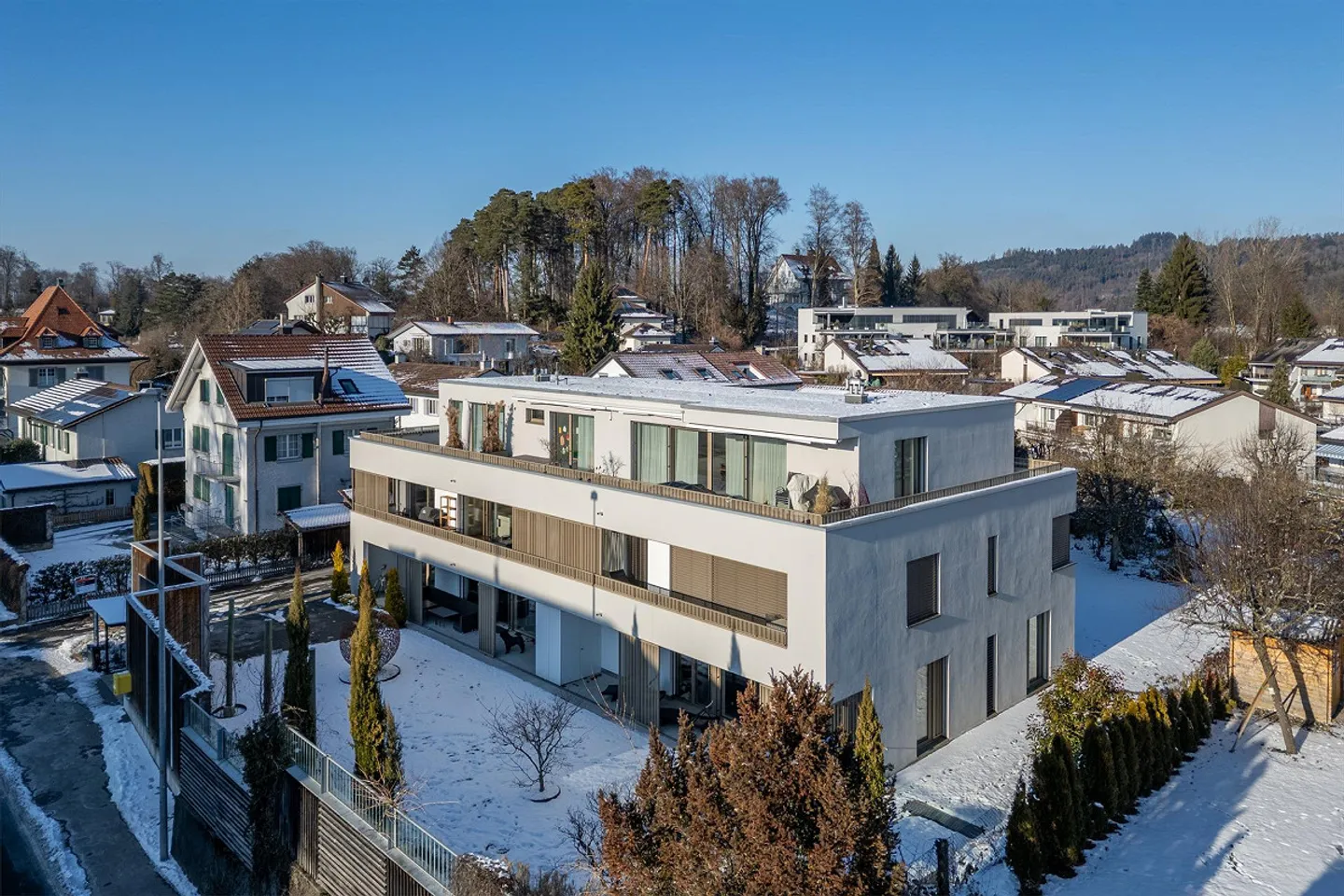 Modern, stylish and high-quality living in Muri - Photo 2 of 8