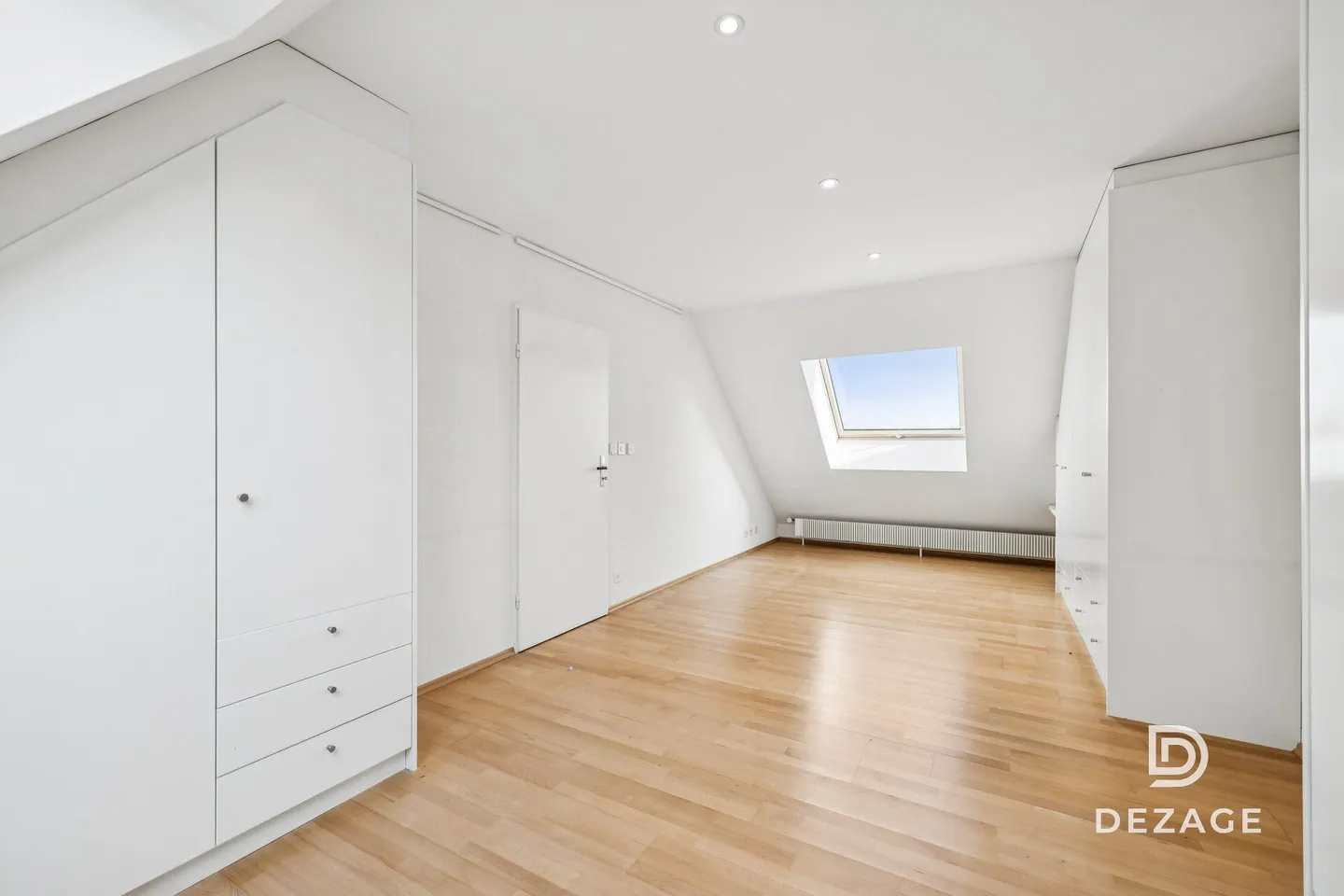 Entre Lausanne et Vevey : spacieux duplex en attique à Grandvaux avec vue panoramique sur le lac ! - Photo 10 sur 13