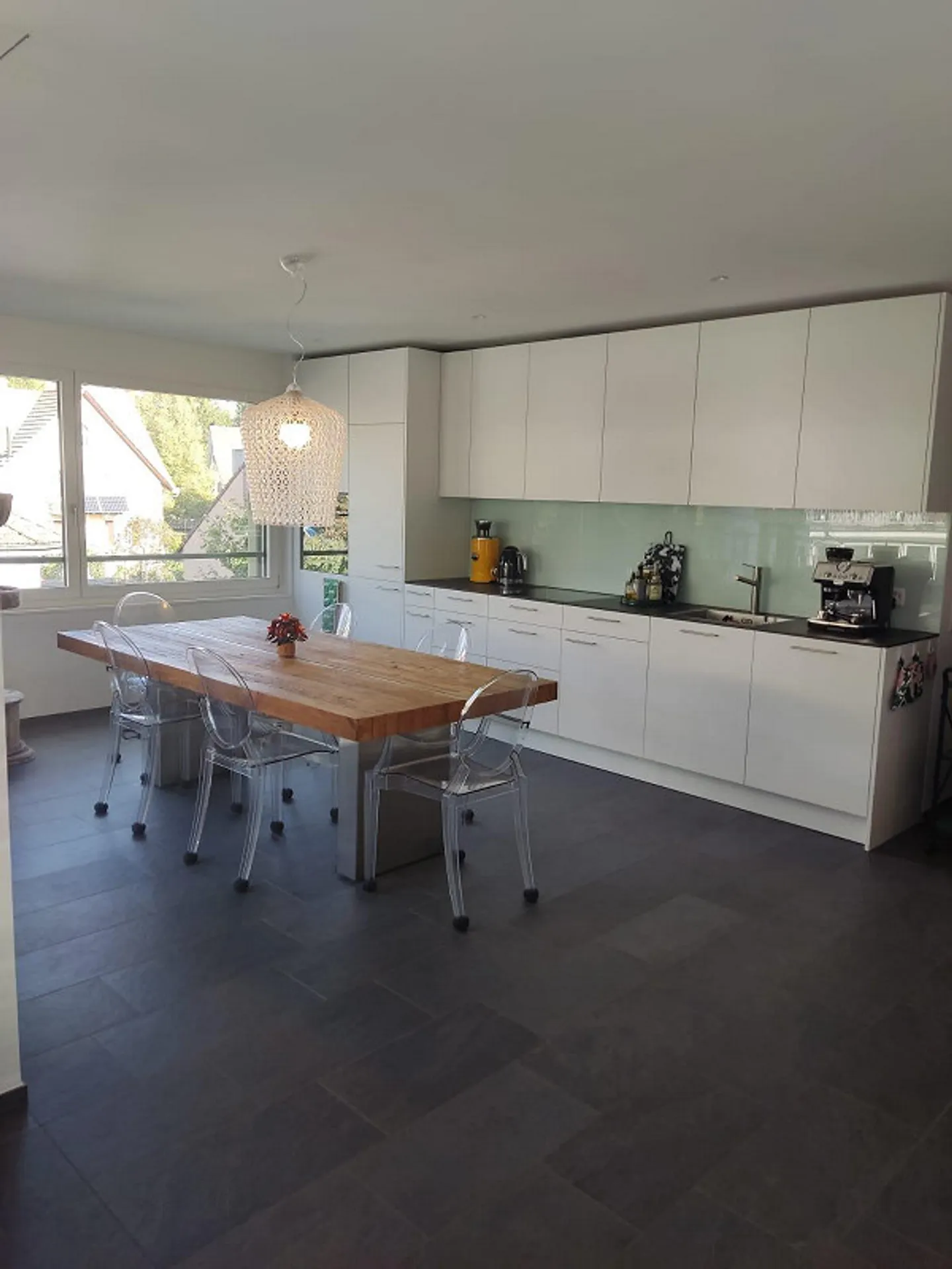 Attractive Penthouse Apartment in Aarau - Photo 3 of 9