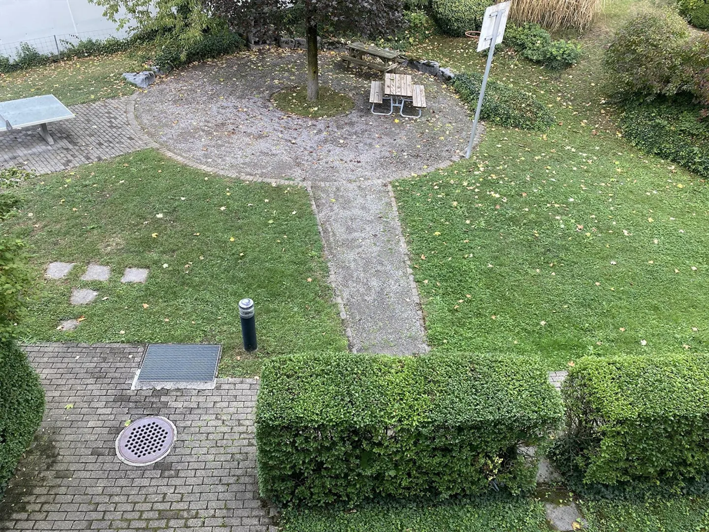Appartement lumineux de 3,5 pièces à Meilen avec jardin d'hiver, cheminée et garage - Photo 13 sur 13