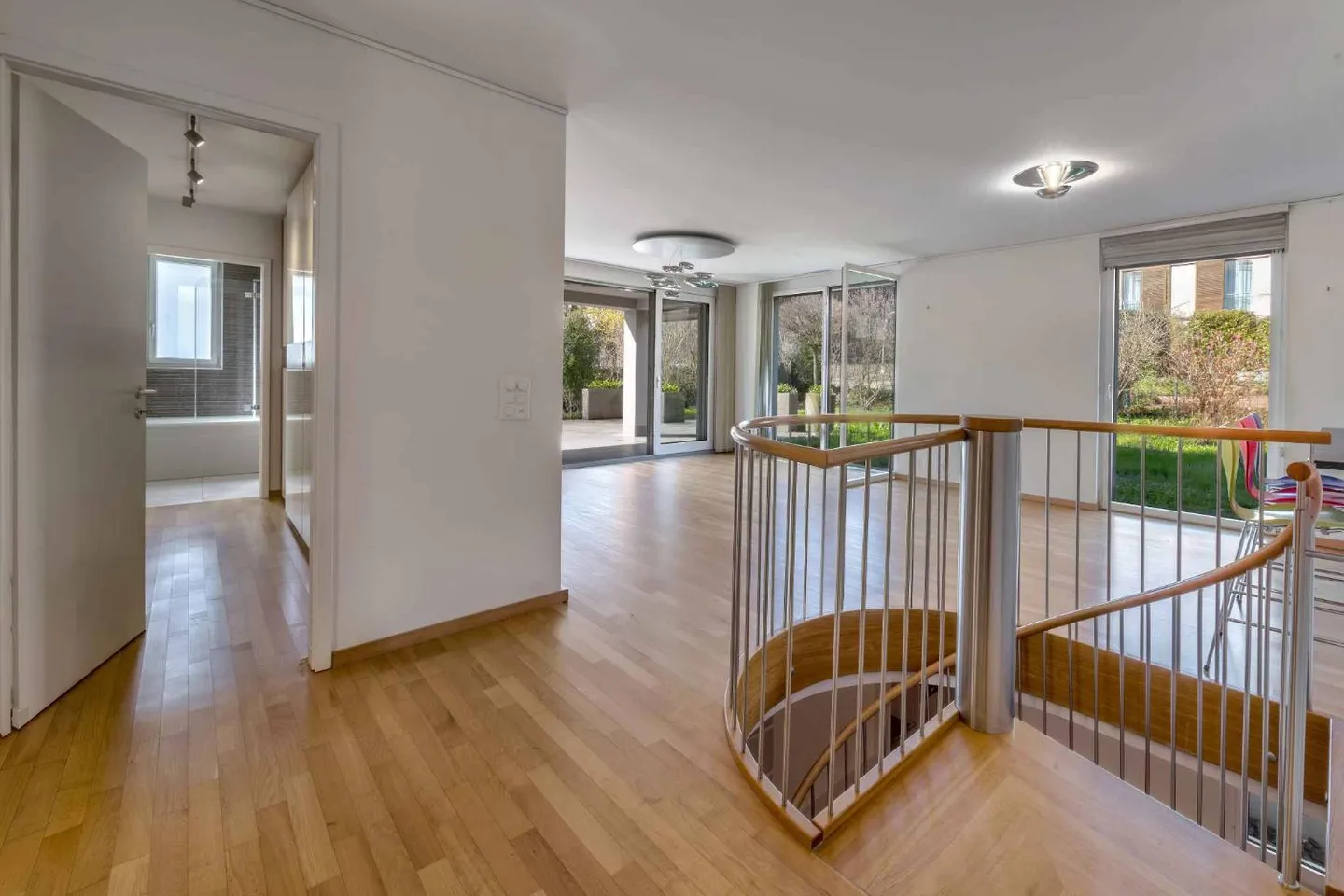 Spacious Duplex Apartment - Photo 2 of 13