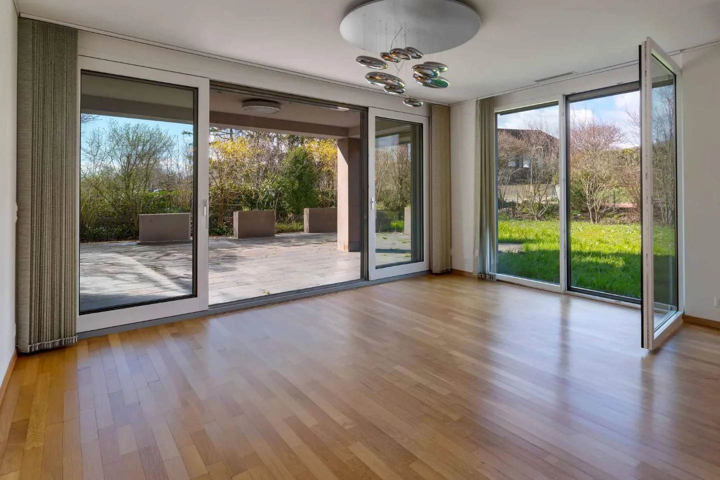 Spacious Duplex Apartment - Photo 1 of 13