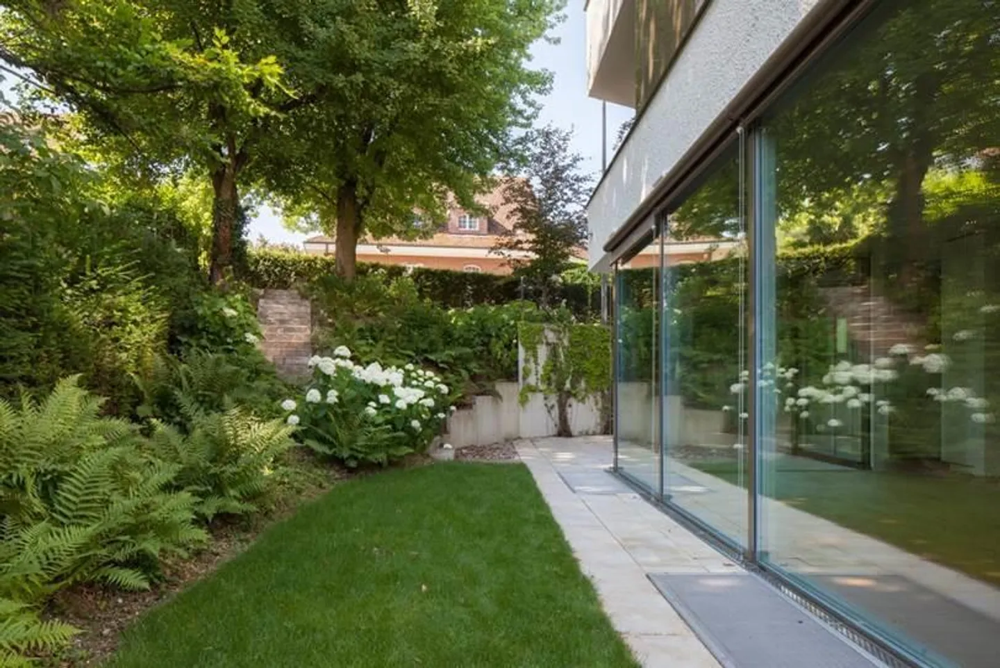Appartamento giardino duplex di alta qualità con giardino d'inverno - Foto 2 di 12