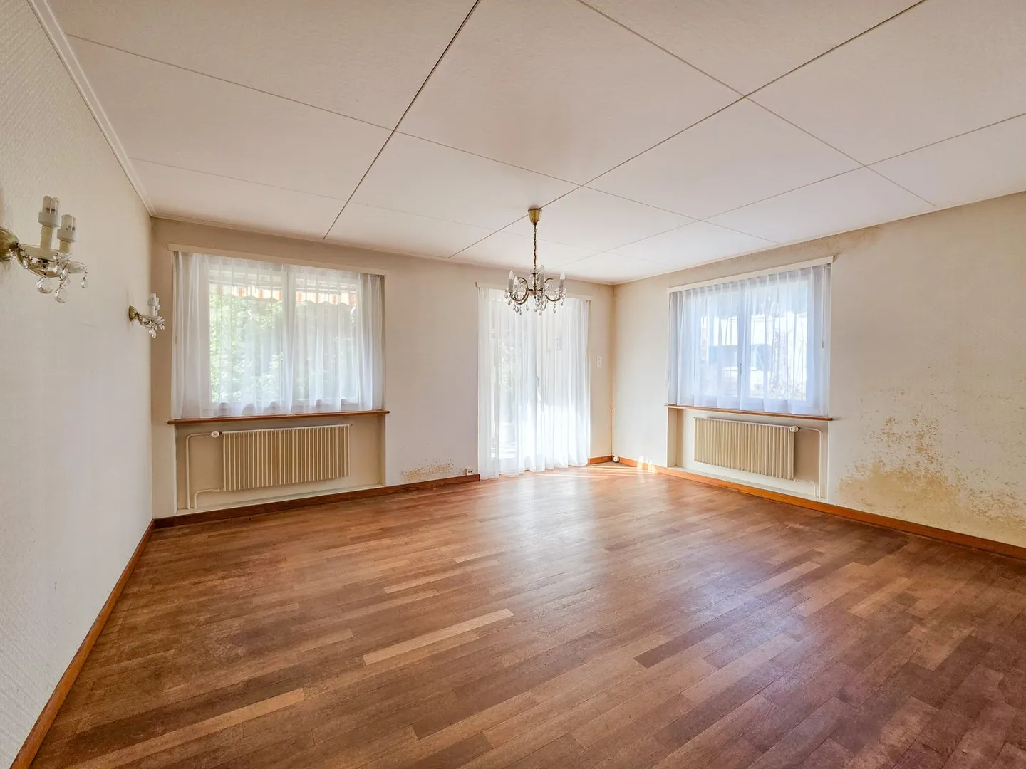 4.5-Zimmer-Einfamilienhaus auf grosszügigem Grundstück - Foto 5 von 33
