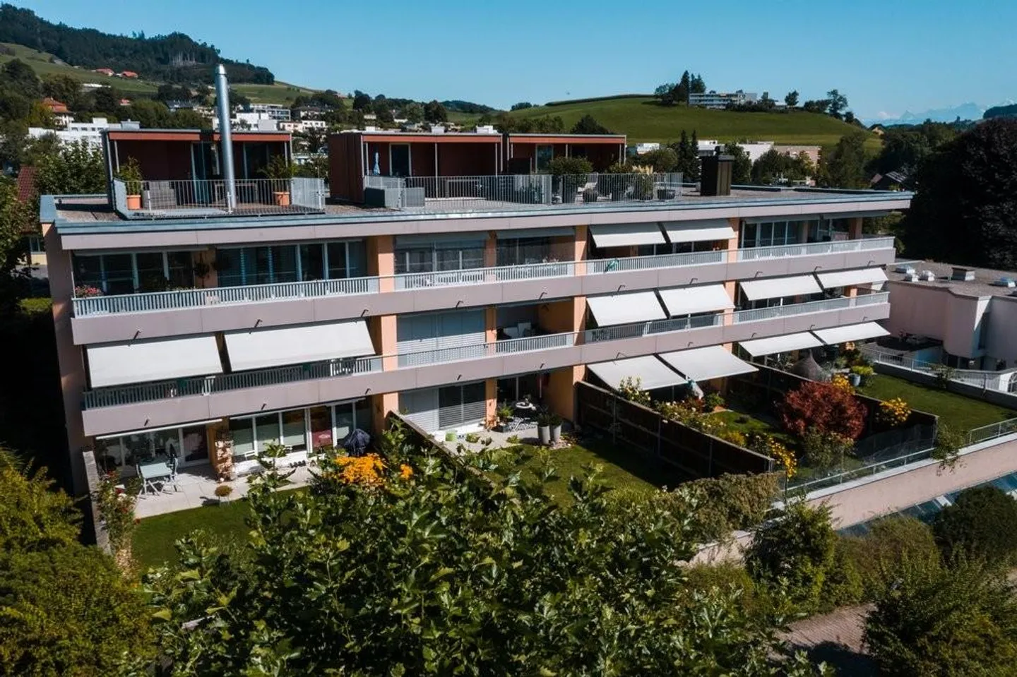 Nuova casa in una posizione privilegiata - Foto 1 di 8