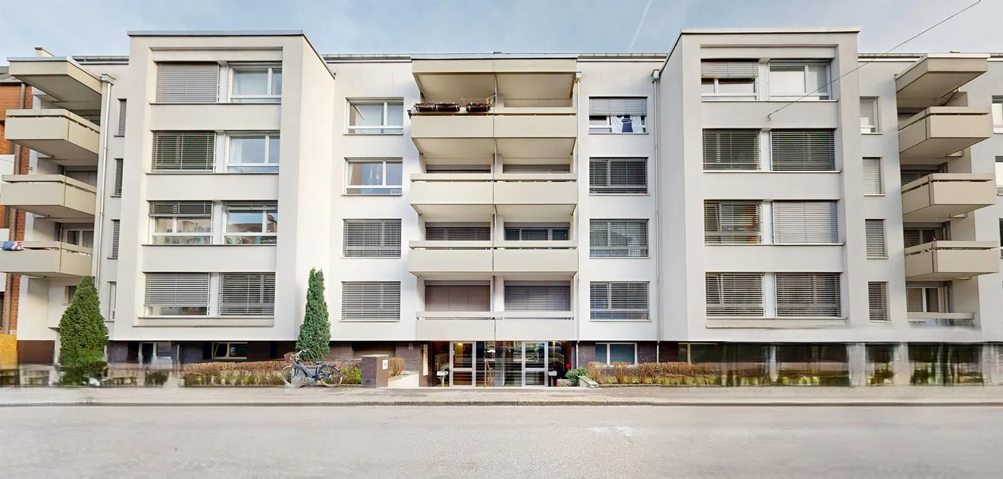 Beaucoup d'espace dans le quartier Gundeli - Photo 1 sur 7