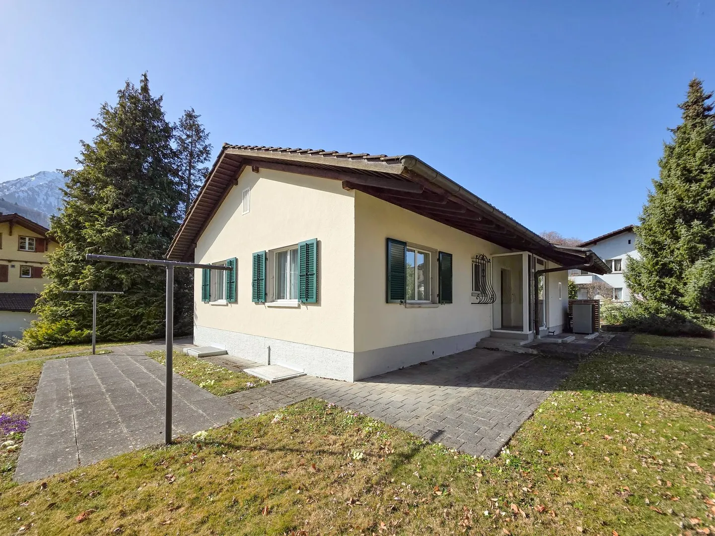 4.5-Zimmer-Einfamilienhaus auf grosszügigem Grundstück - Foto 26 von 33