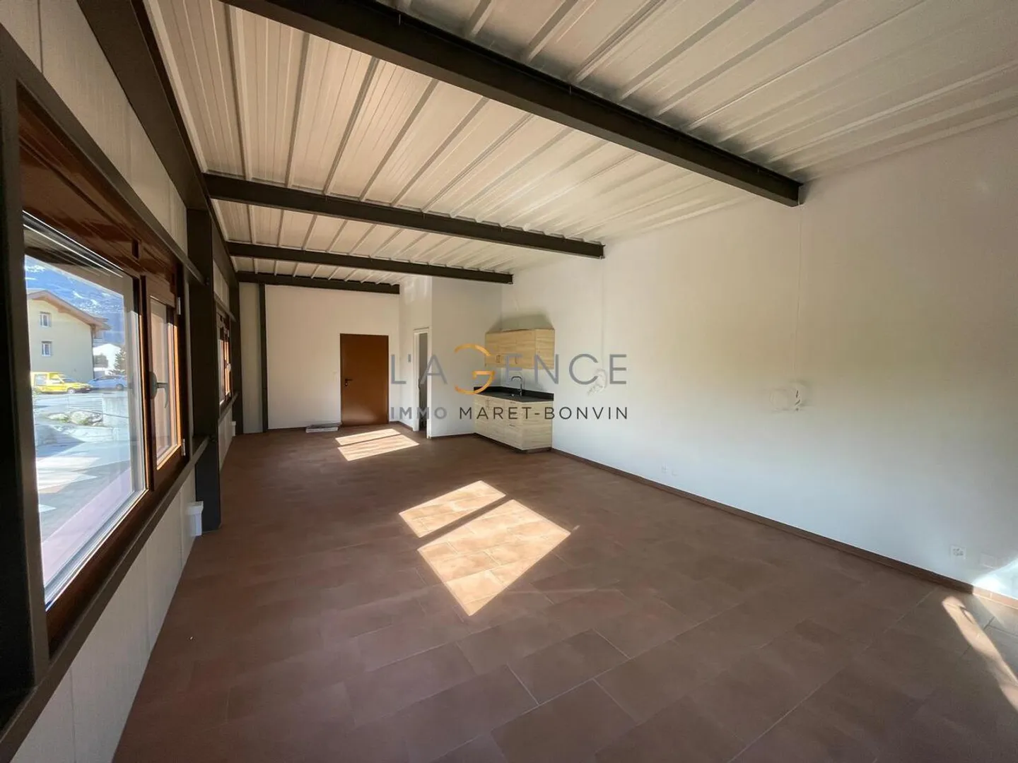 Espace Commercial avec Grand Potentiel - Photo 4 sur 7