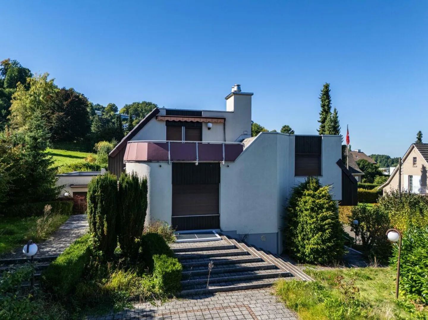 Freistehendes Haus mit Pool - Foto 1 von 13
