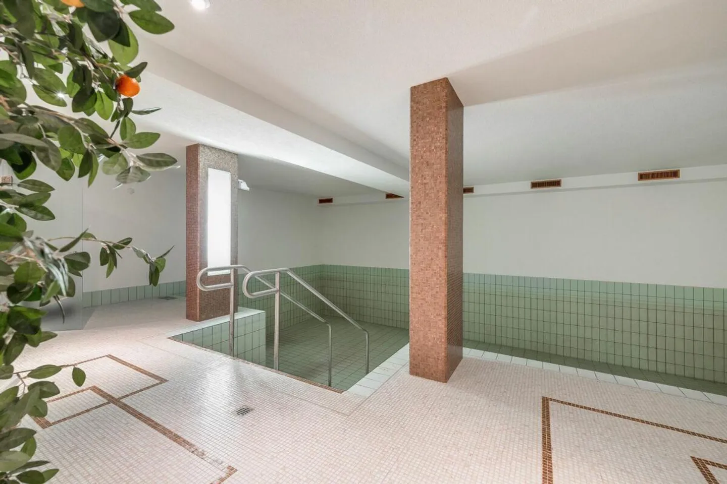 Freistehendes Haus mit Pool - Foto 11 von 13