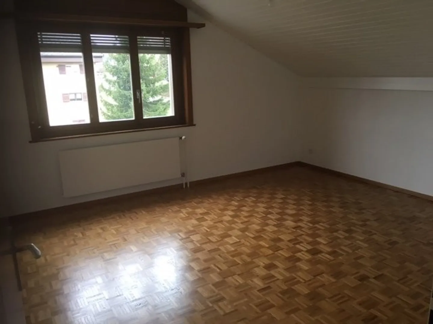 Spazioso appartamento di 2,5 stanze al 2° piano - Foto 2 di 7