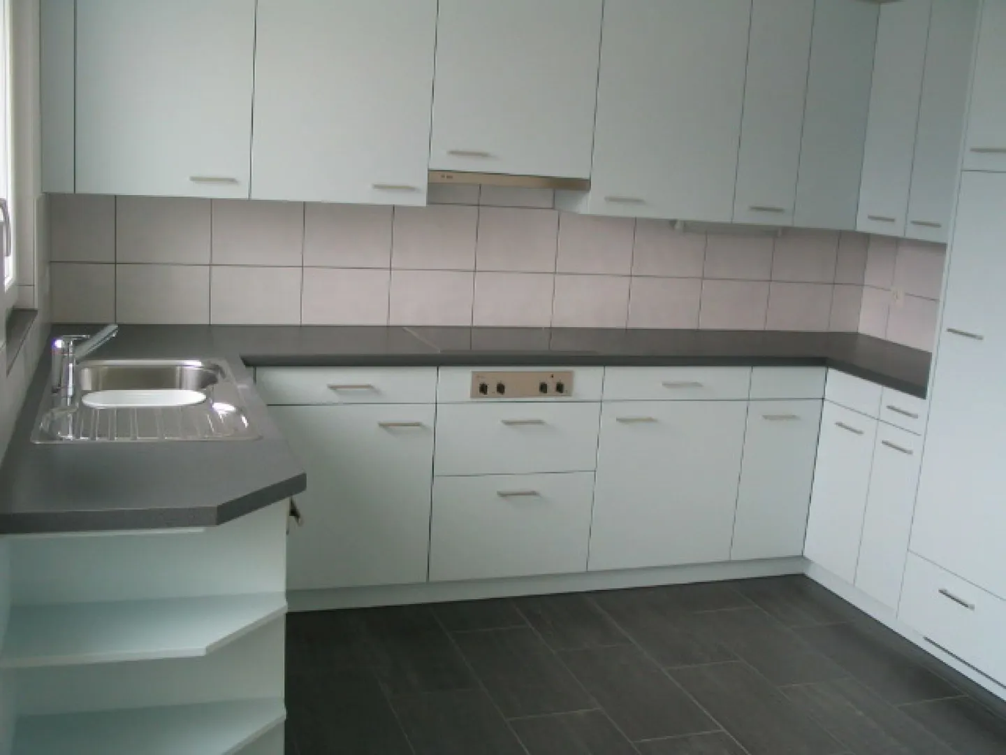 3.5-room apartment in a central location - Photo 2 of 5