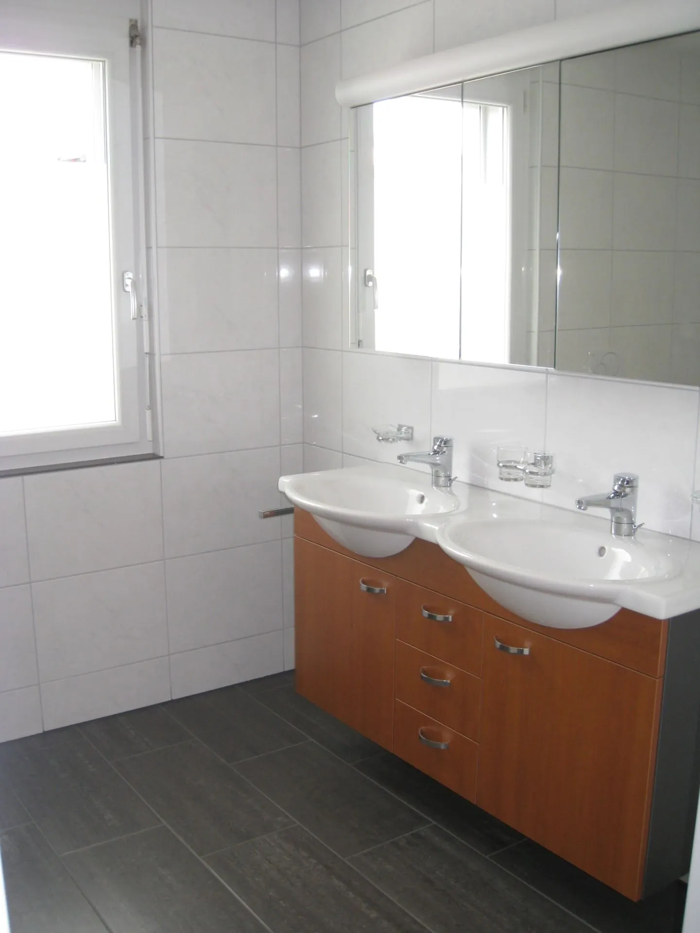 3.5-room apartment in a central location - Photo 4 of 5