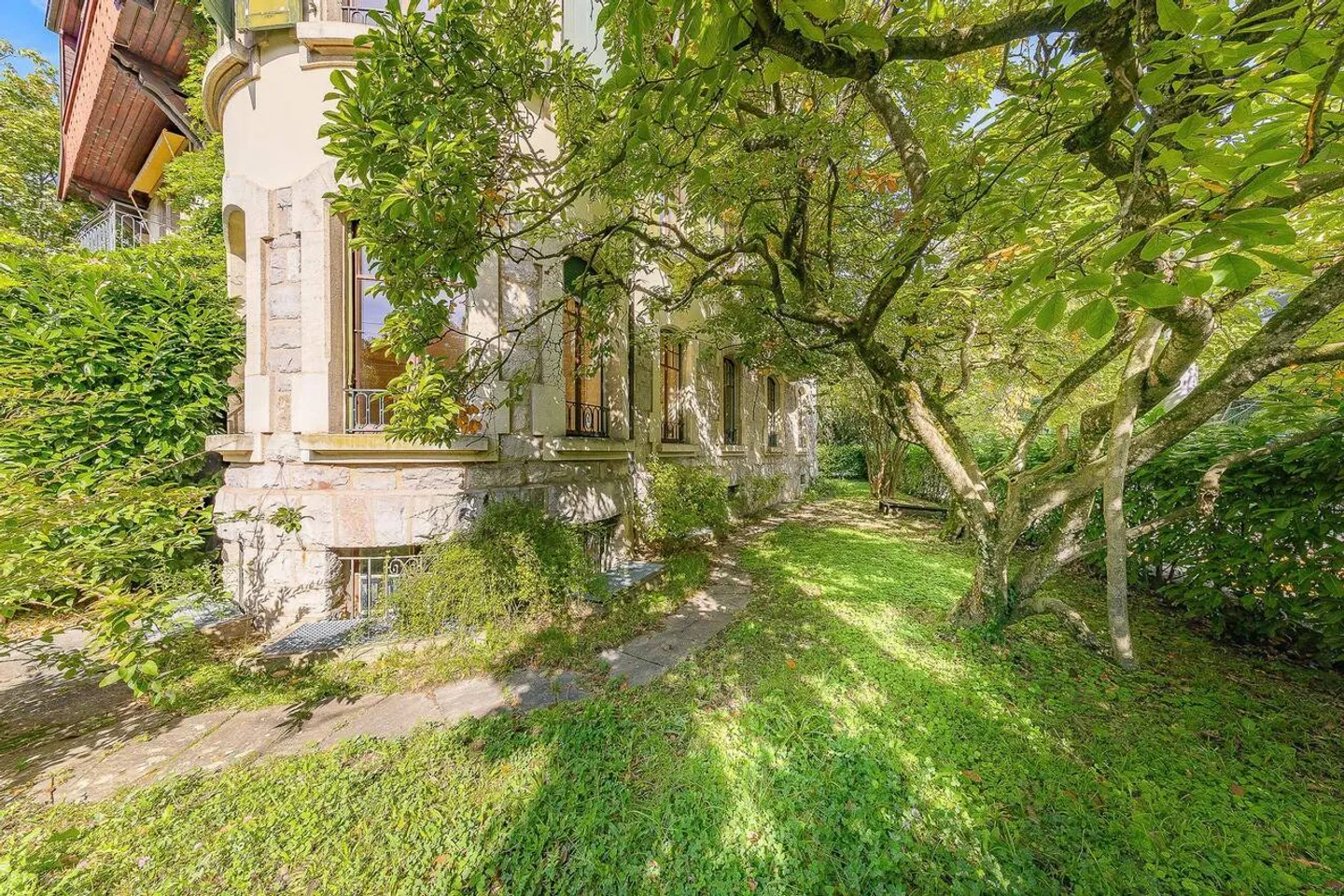 Appartamento eccezionale di 5,5 locali con giardino, a pochi passi da Ouchy. - Foto 7 di 9