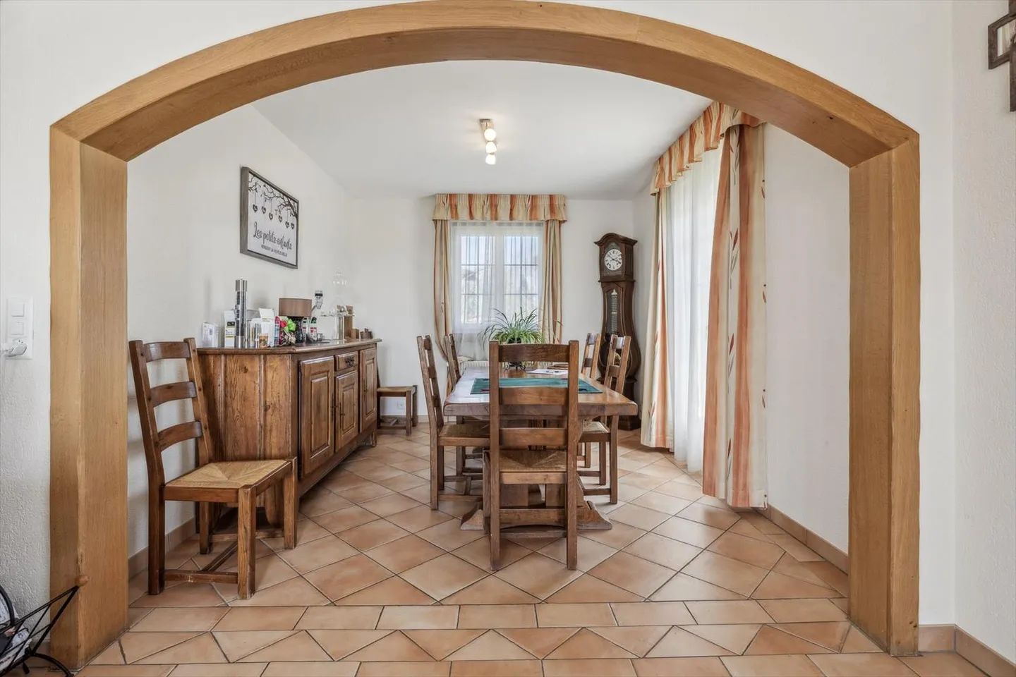 Exclusive - MAGNIFICENT VILLA WITH POOL - OCCUPIED LIFE ANNUITY WITHOUT RENT - Photo 6 of 15