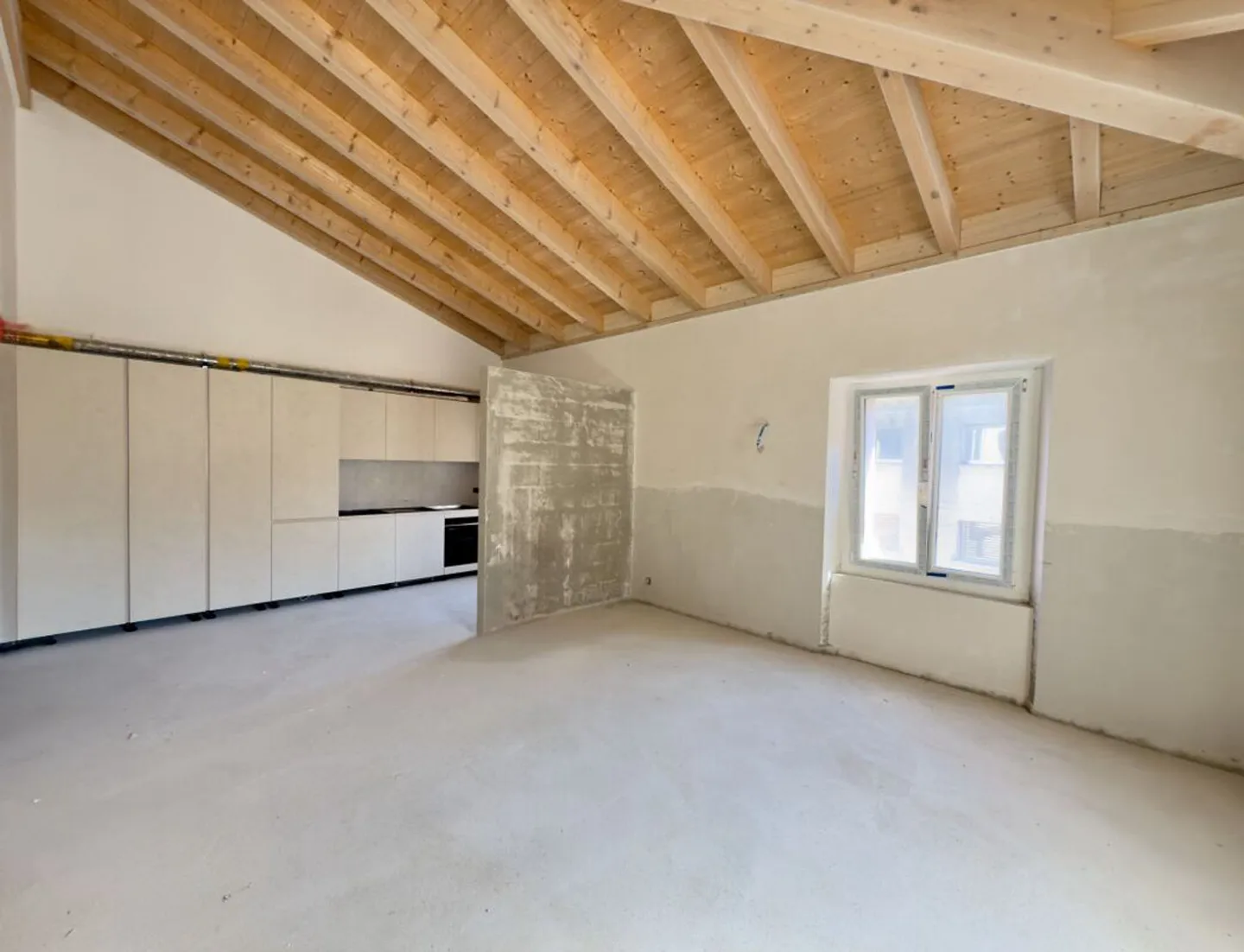 Res. Camelia: appartamento in ristrutturazione di 3½ locali al secondo e terzo piano | 3½- Zimmer-Wohnung in Renovierung am 2. und 3. Stock - Foto 3 di 5