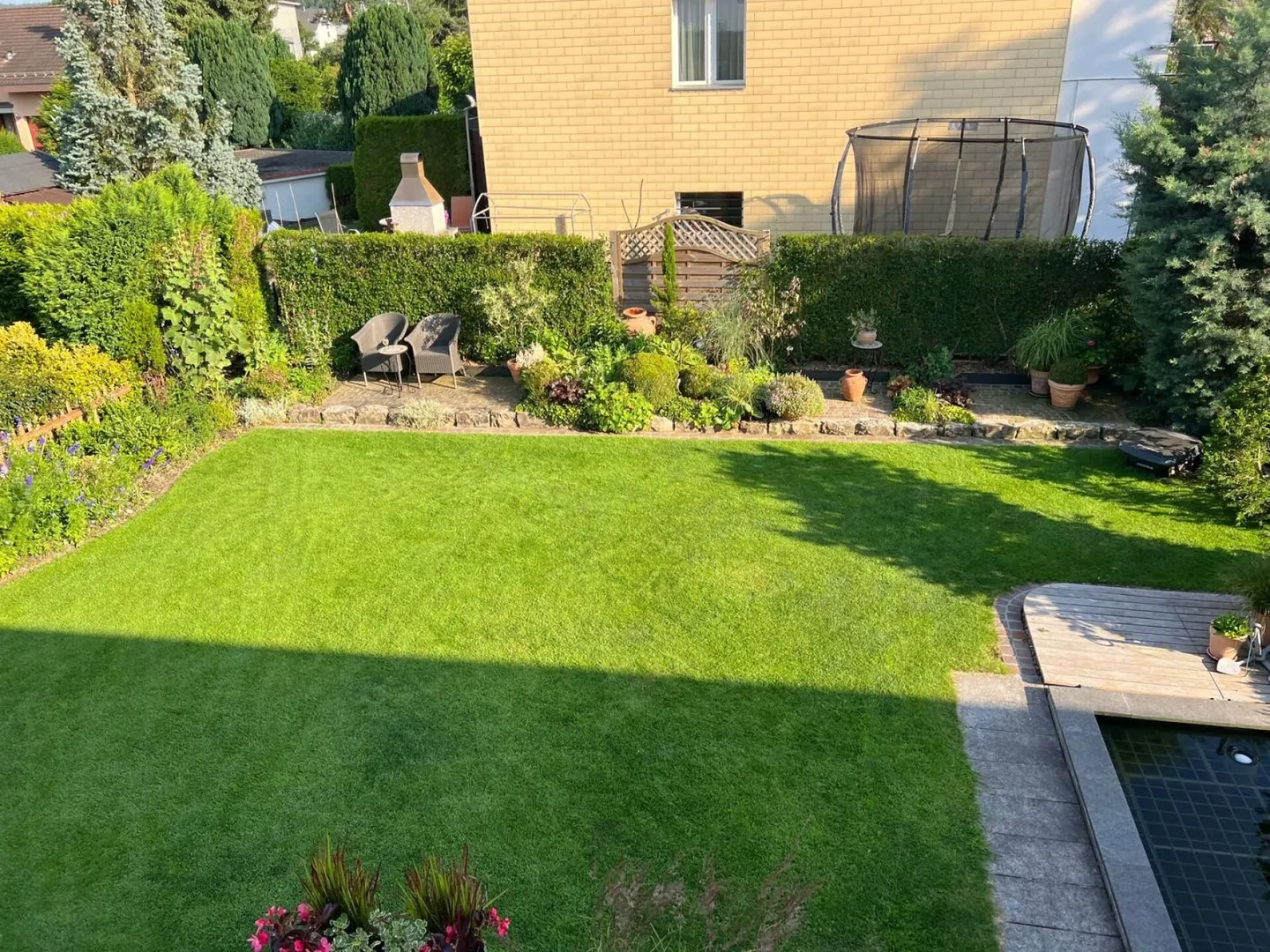 7.5-Room Corner Detached House - Photo 6 of 22