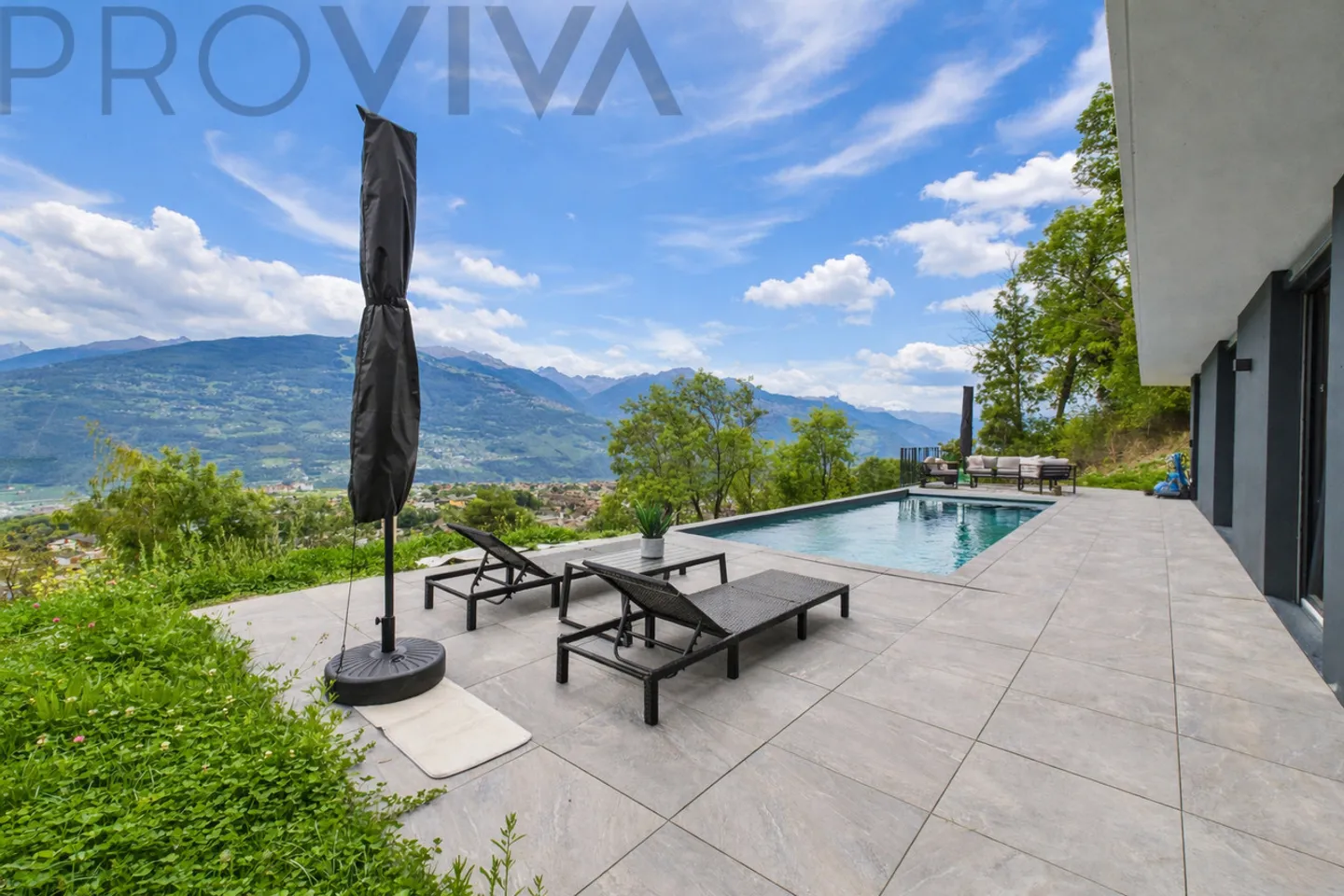 Affare: Villa da sogno moderna con piscina a un prezzo eccezionale - Foto 1 di 9